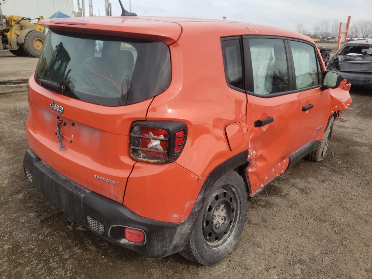 Photo 4 from auction – 2015 JEEP RENEGADE S with VIN ZACCJAAH8FPC34345