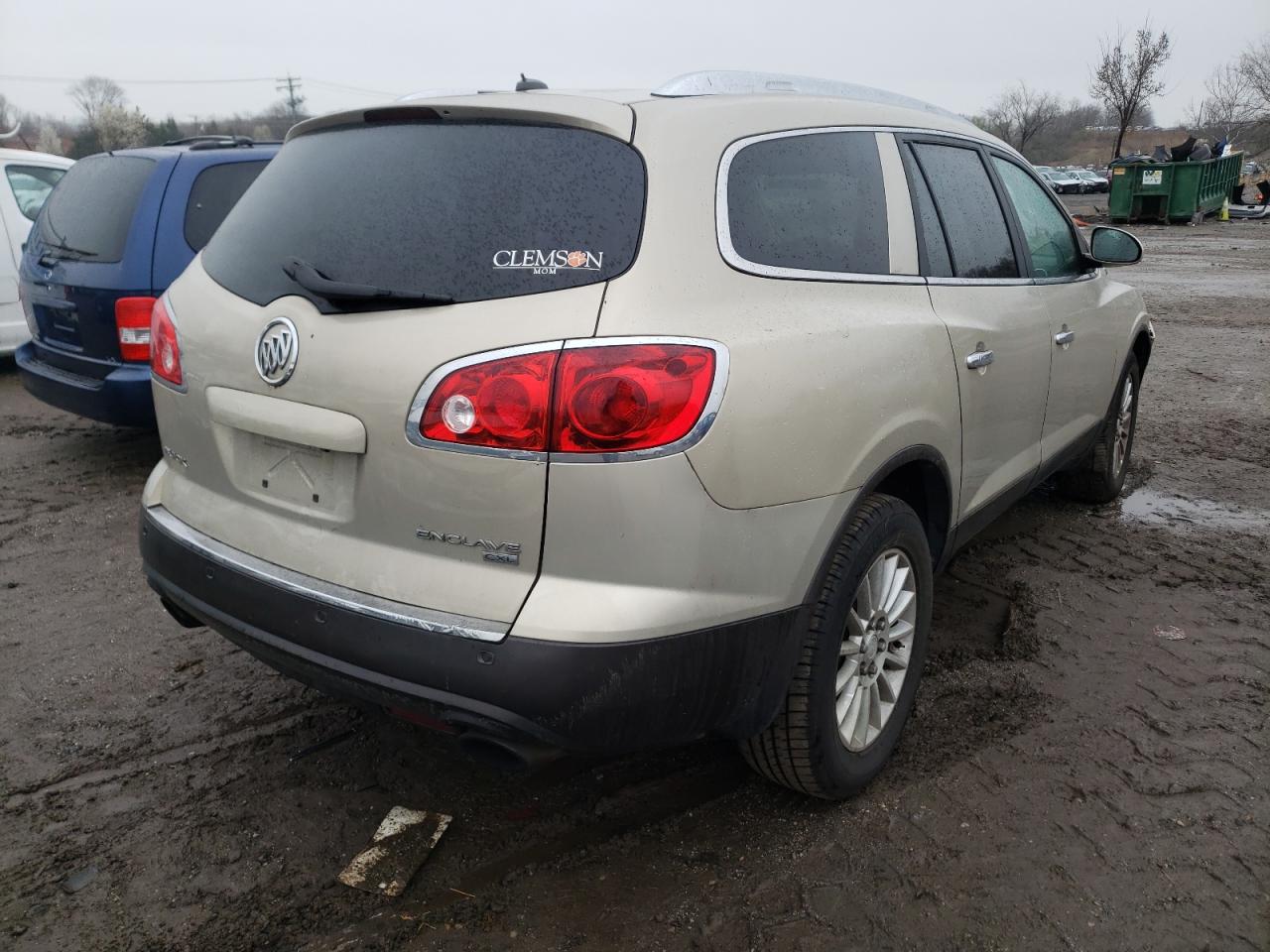 Photo 4 from auction – 2010 BUICK ENCLAVE CX with VIN 5GALVBED1AJ258479