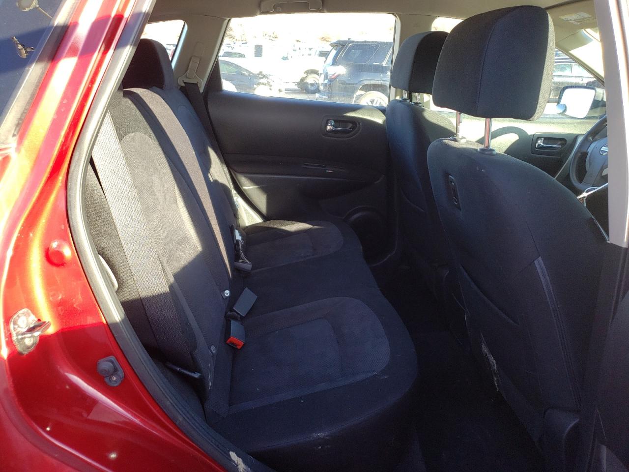 Photo 6 from auction – 2013 NISSAN ROGUE S with VIN JN8AS5MT6DW514653