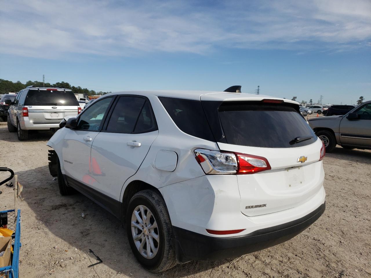 Photo 3 from auction – 2019 CHEVROLET EQUINOX LS with VIN 2GNAXHEV4K6135079