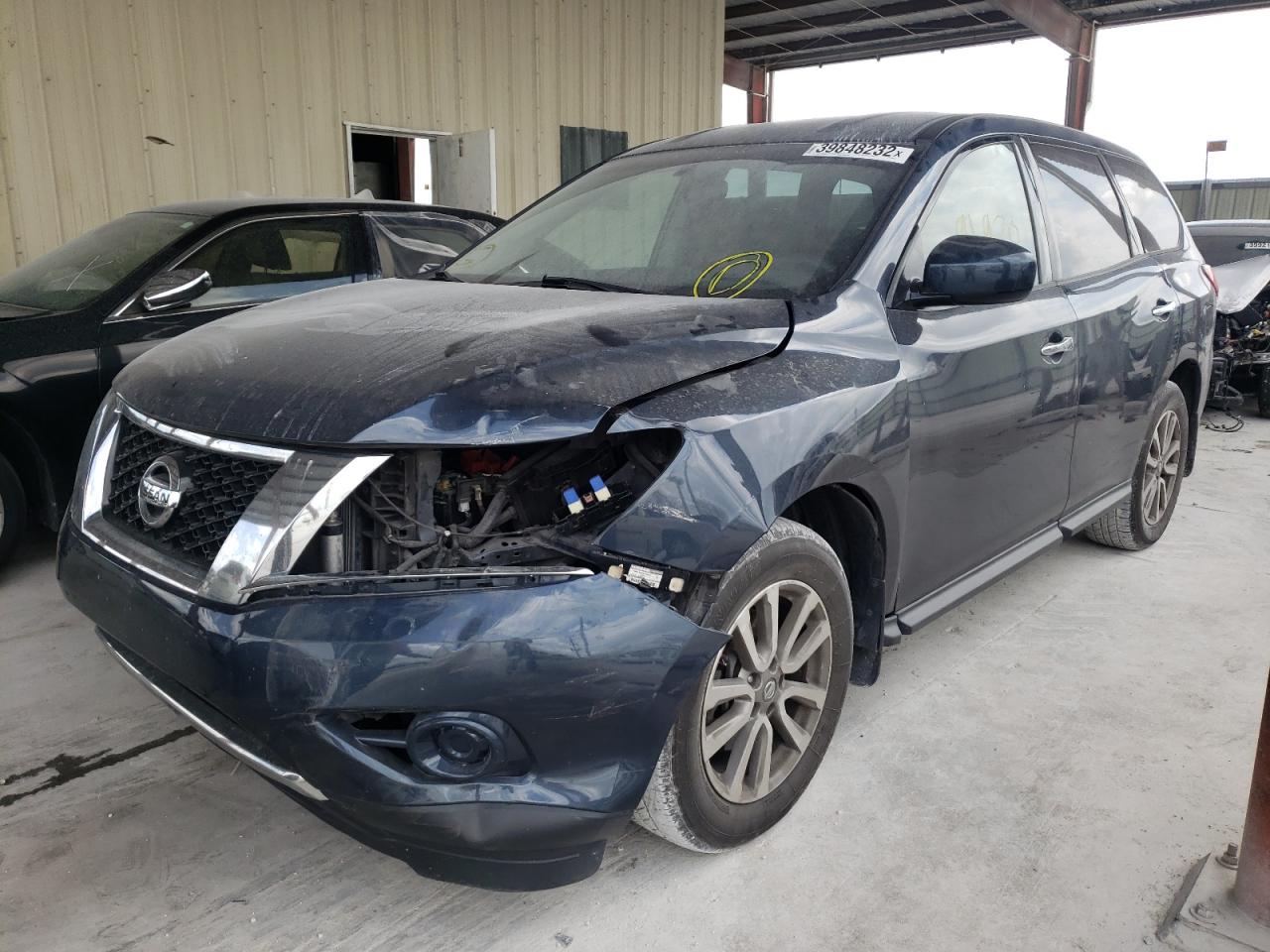 Photo 2 from auction – 2014 NISSAN PATHFINDER with VIN 5N1AR2MN1EC692556