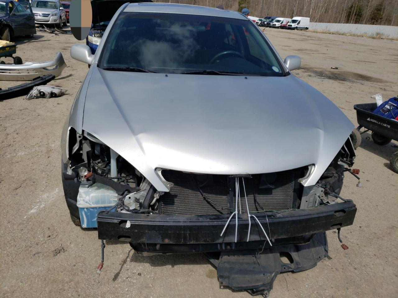 Photo 9 from auction – 2003 TOYOTA CAMRY LE with VIN 4T1BE32K73U642783