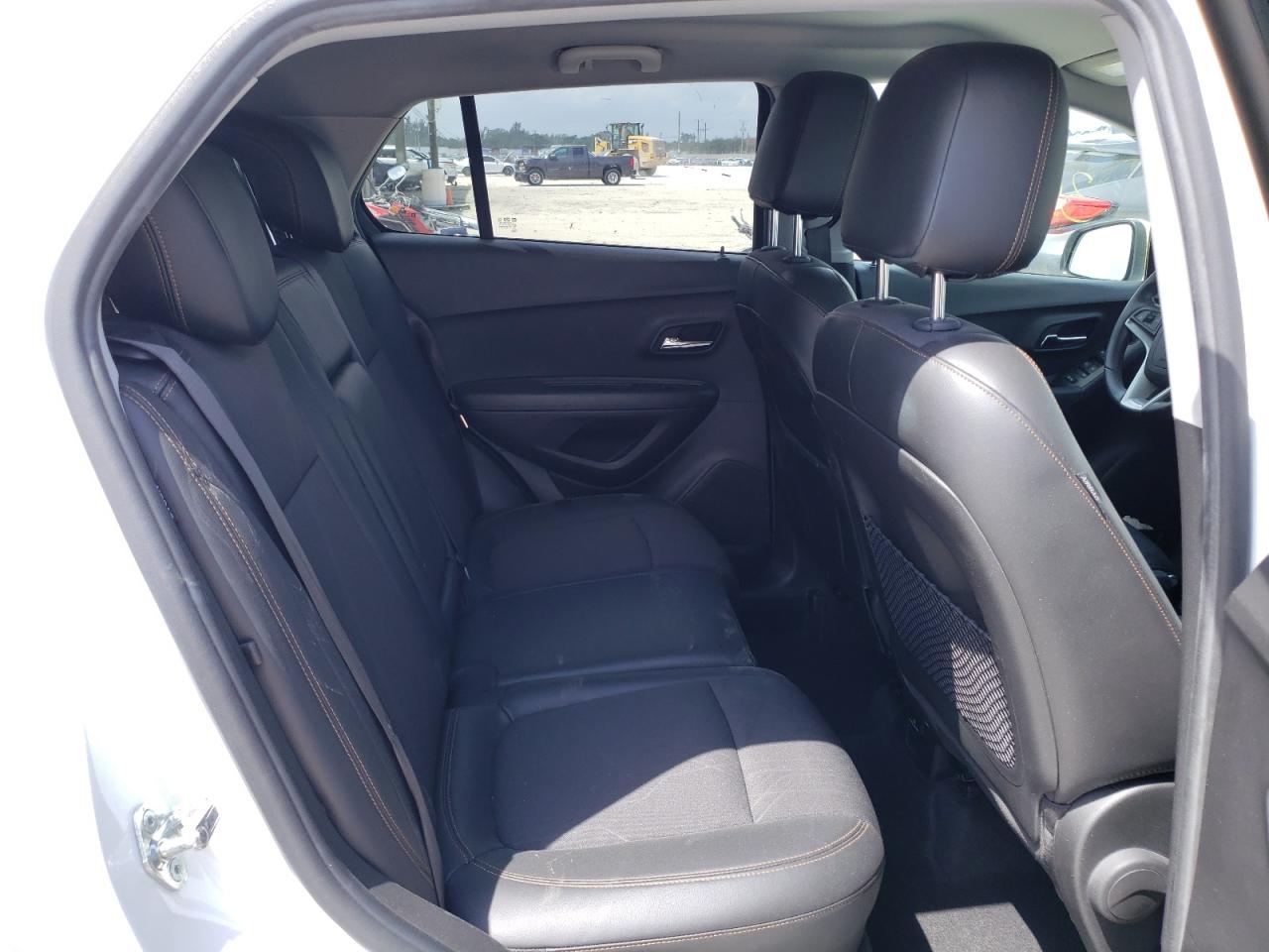 Photo 6 from auction – 2018 CHEVROLET TRAX 1LT with VIN KL7CJLSB3JB531187