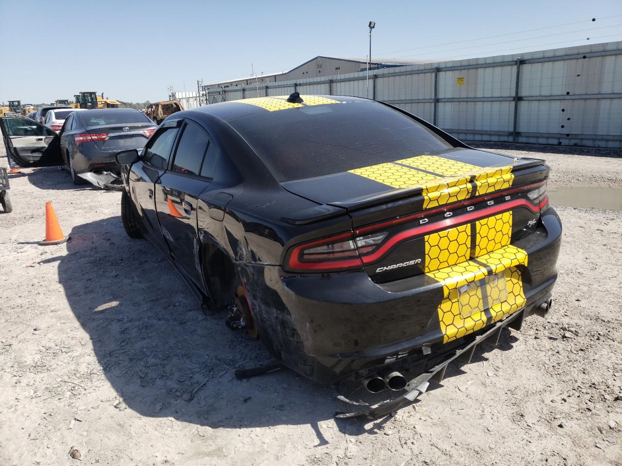 Photo 3 from auction – 2015 DODGE CHARGER R/ with VIN 2C3CDXCT6FH915797