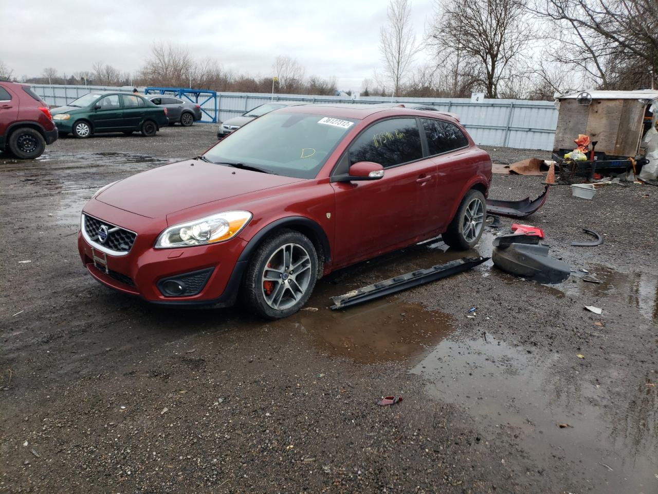 Zdjęcie 2 z aukcji – 2011 VOLVO C30 T5 z VIN YV1672MK0B2245055