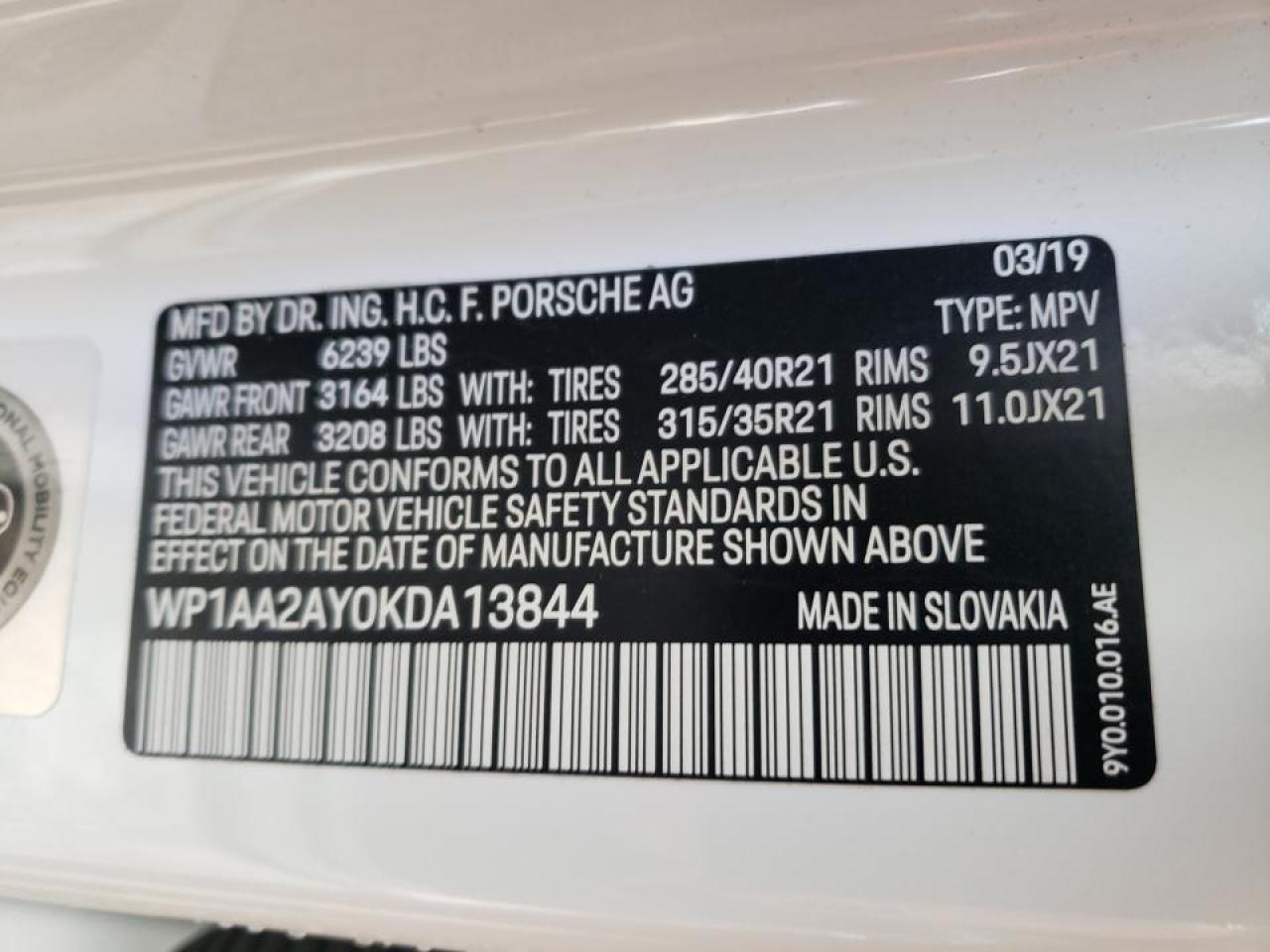 Photo 10 from auction – 2019 PORSCHE CAYENNE with VIN WP1AA2AY0KDA13844