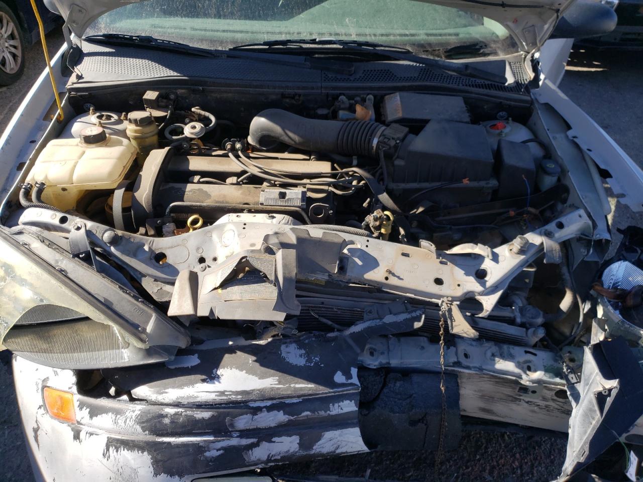 Photo 7 from auction – 2002 FORD FOCUS SE with VIN 1FAHP36322W111186