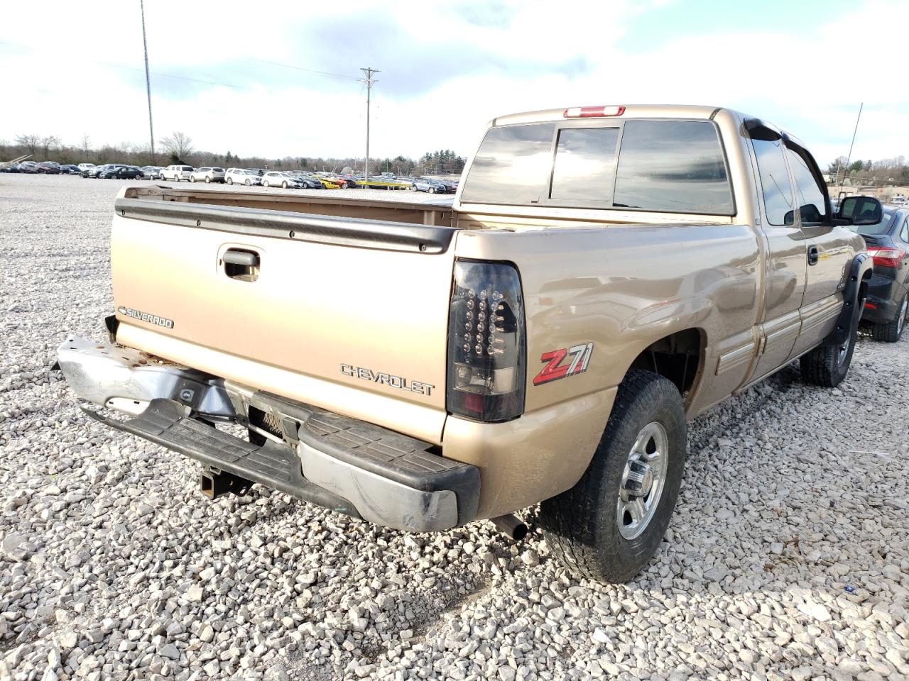 Photo 4 from auction – 1999 CHEVROLET SILVERADO with VIN 1GCEK19T9XE109766