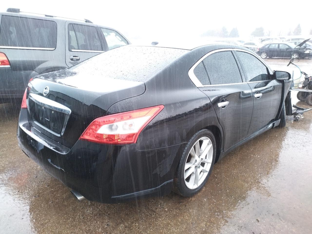 Photo 4 from auction – 2010 NISSAN MAXIMA S with VIN 1N4AA5AP2AC831824