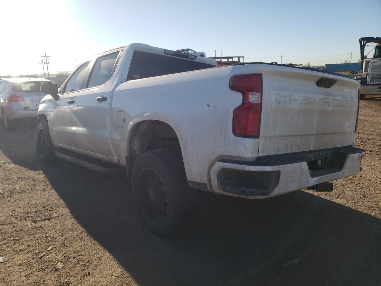 Photo 3 from auction – 2019 CHEVROLET SILVERADO with VIN 3GCPYBEH4KG122618