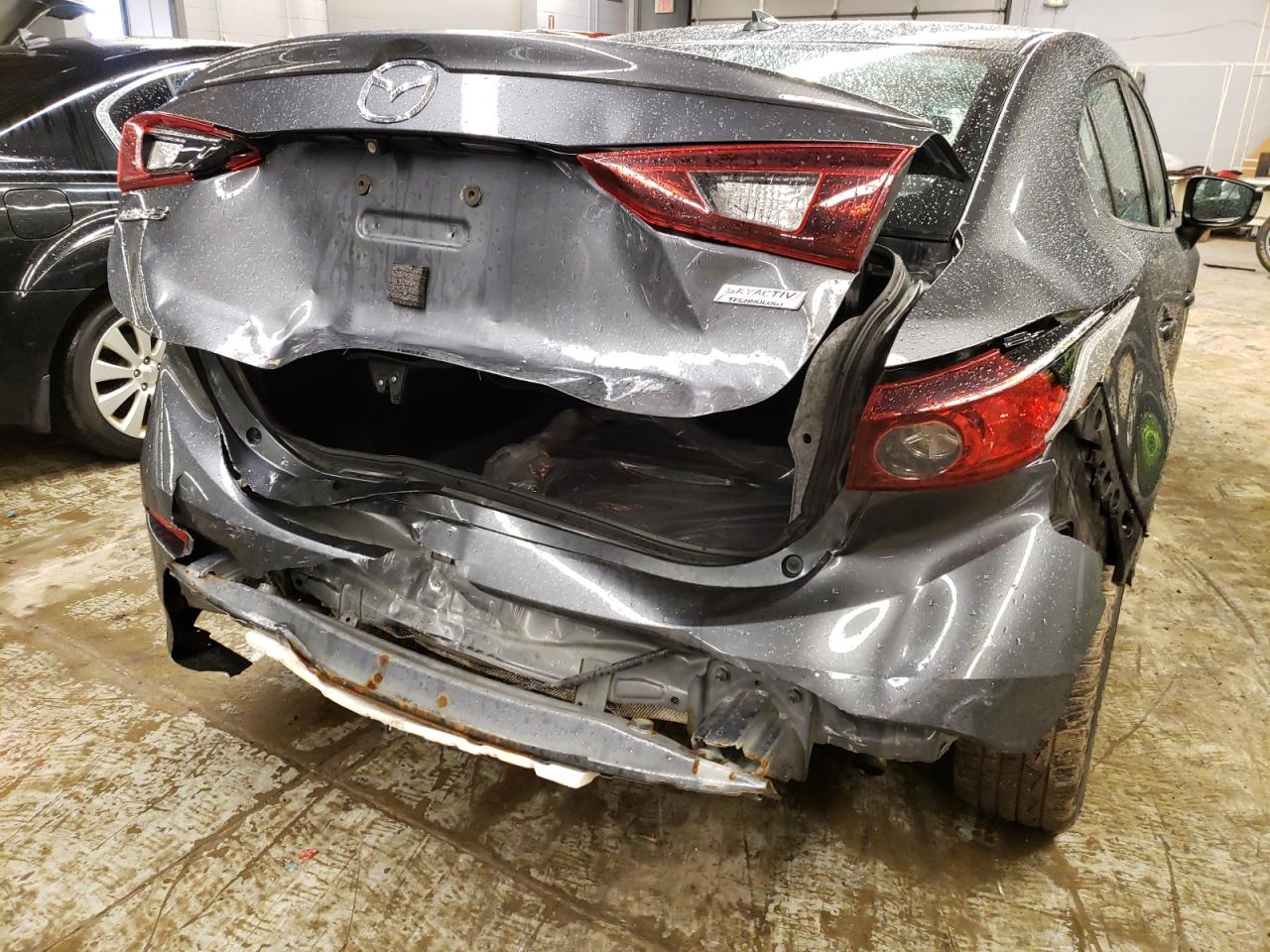 Photo 9 from auction – 2015 MAZDA 3 TOURING with VIN JM1BM1V35F1223997