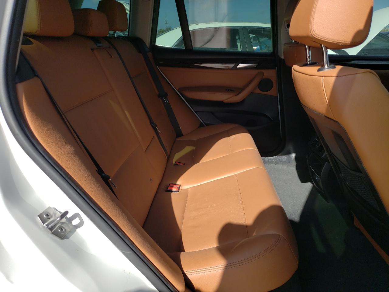 Photo 6 from auction – 2016 BMW X3 SDRIVE2 with VIN 5UXWZ7C53G0T42860