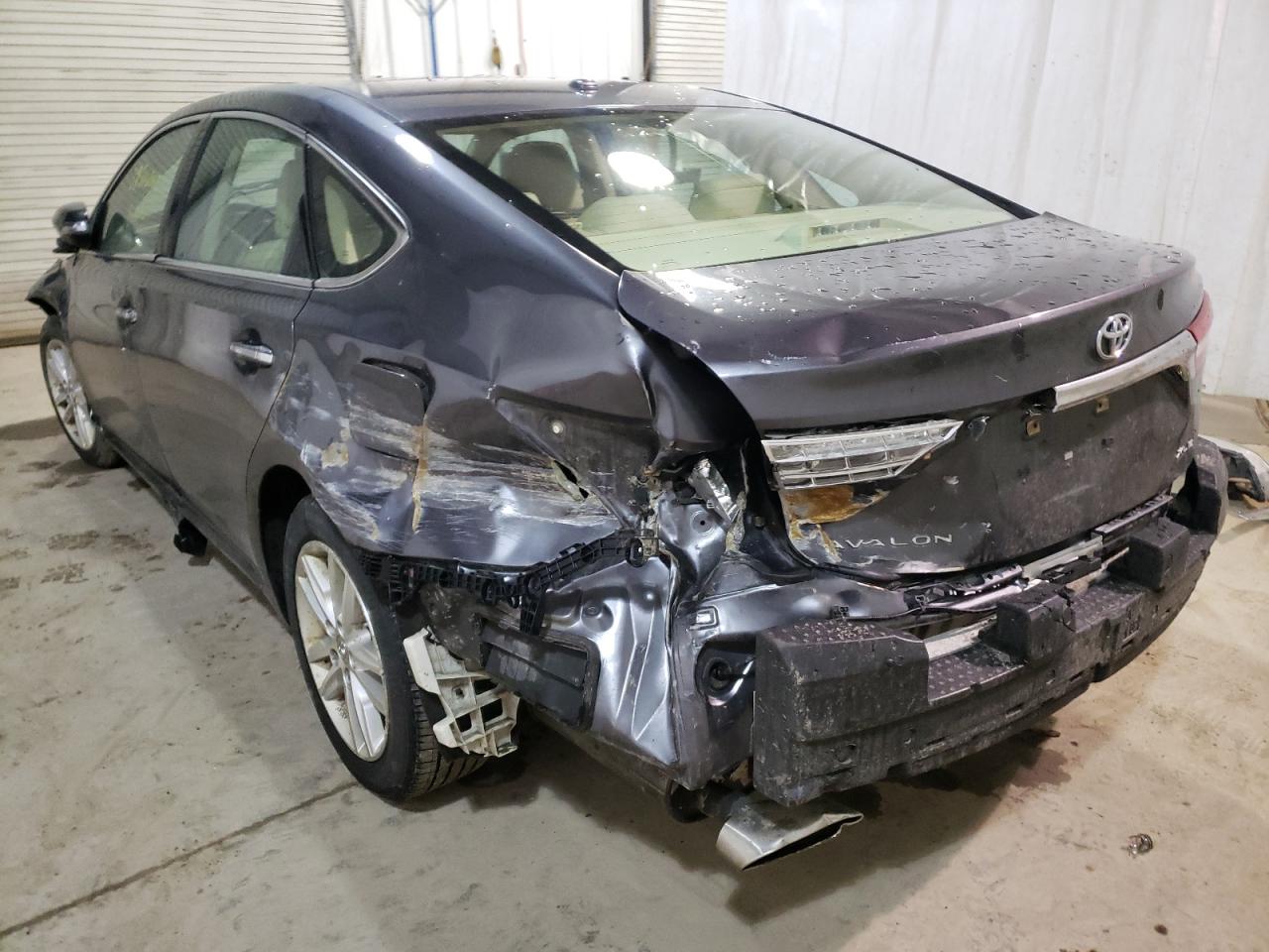Photo 3 from auction – 2015 TOYOTA AVALON XLE with VIN 4T1BK1EB7FU166791