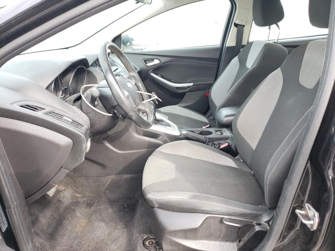 Photo 5 from auction – 2012 FORD FOCUS SE with VIN 1FAHP3F22CL310930