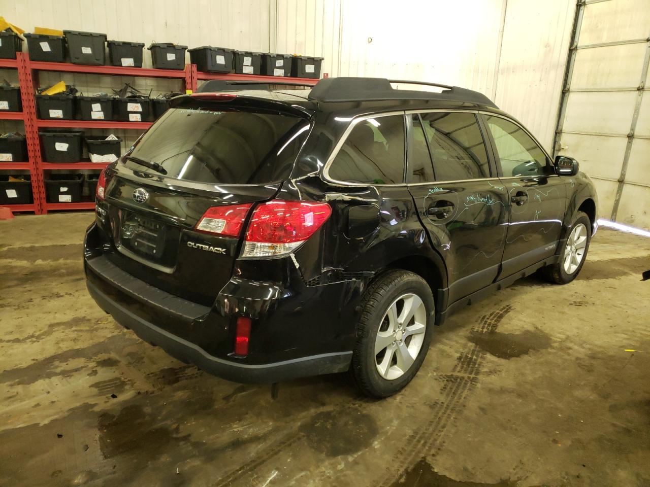 Photo 4 from auction – 2013 SUBARU OUTBACK 2. with VIN 4S4BRCGC5D3307650