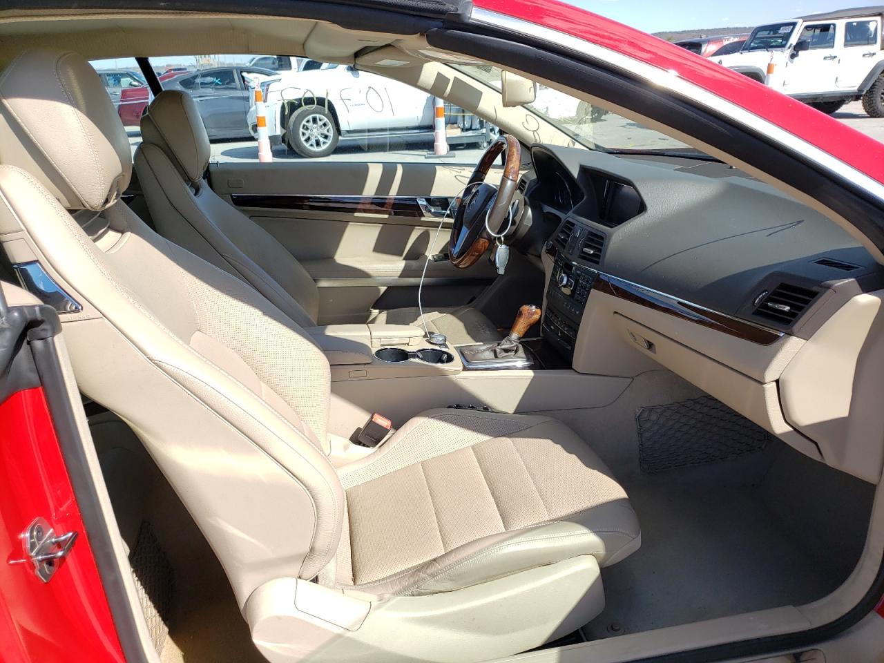 Photo 5 from auction – 2013 MERCEDES-BENZ E 350 with VIN WDDKK5KF7DF218575