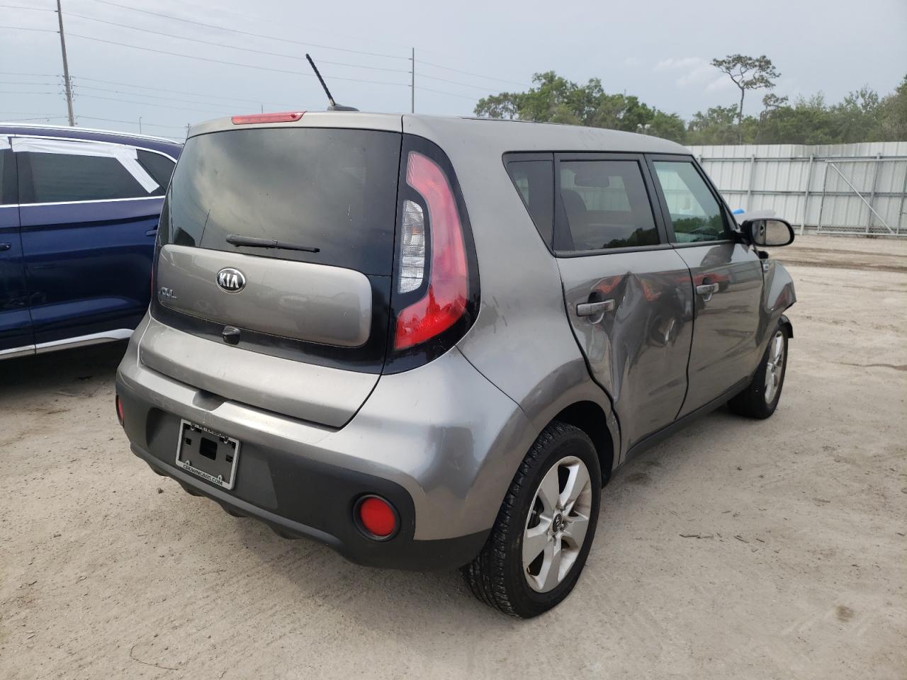 Photo 4 from auction – 2019 KIA SOUL with VIN KNDJN2A27K7686484