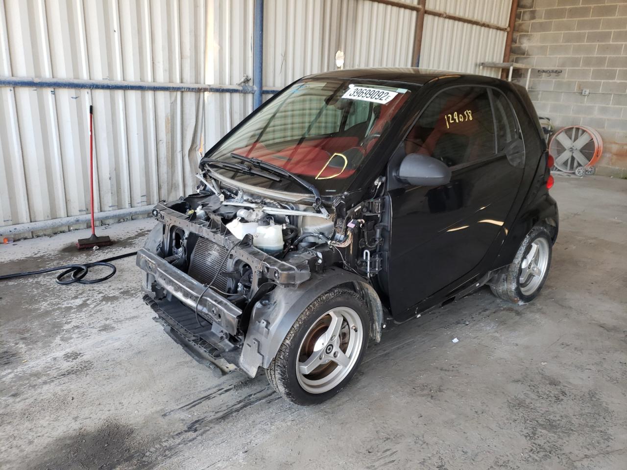 Photo 2 from auction – 2013 SMAR FORTWO with VIN WMEEJ3BA3DK620010