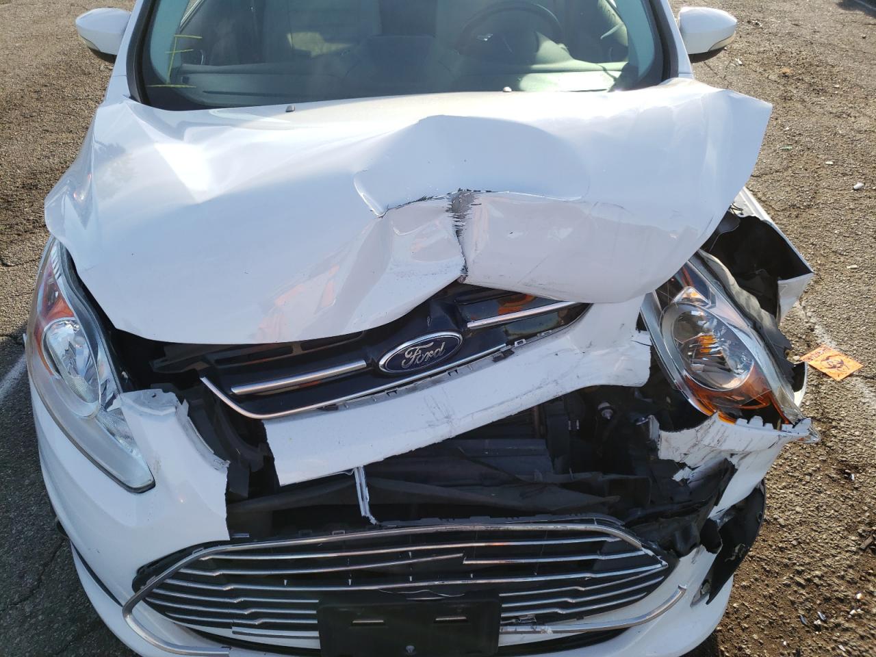 Photo 7 from auction – 2016 FORD C-MAX PREM with VIN 1FADP5CU6GL110364