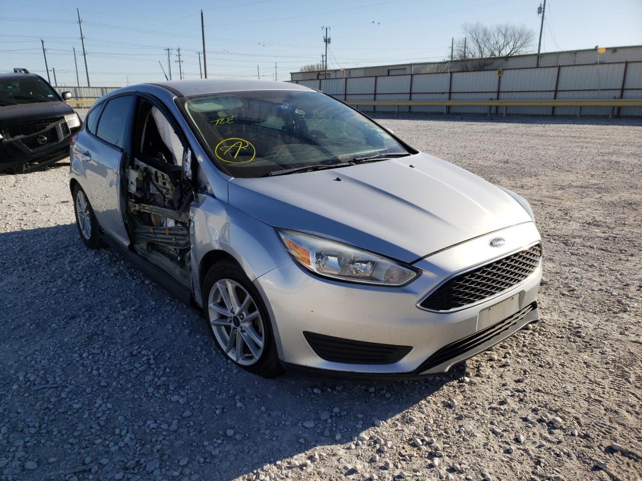FORD FOCUS SE 2016 with VIN 1FADP3K23GL286650 - Photo from auction