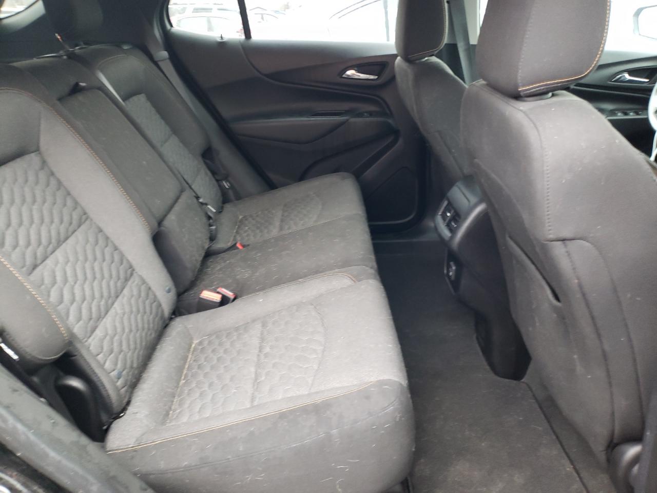 Photo 6 from auction – 2019 CHEVROLET EQUINOX LT with VIN 2GNAXKEV5K6135699