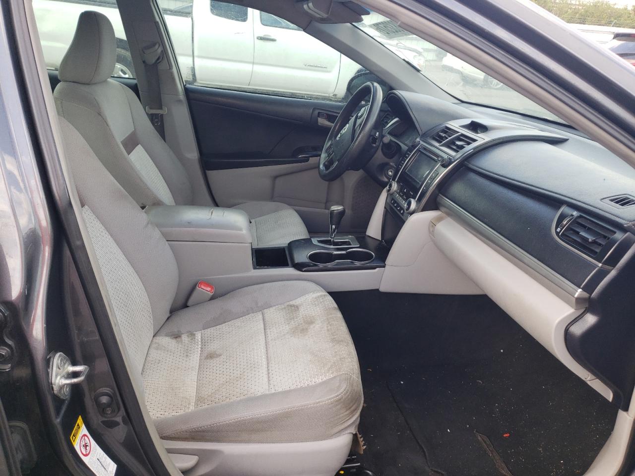 Photo 5 from auction – 2013 TOYOTA CAMRY L with VIN 4T1BF1FK9DU643432