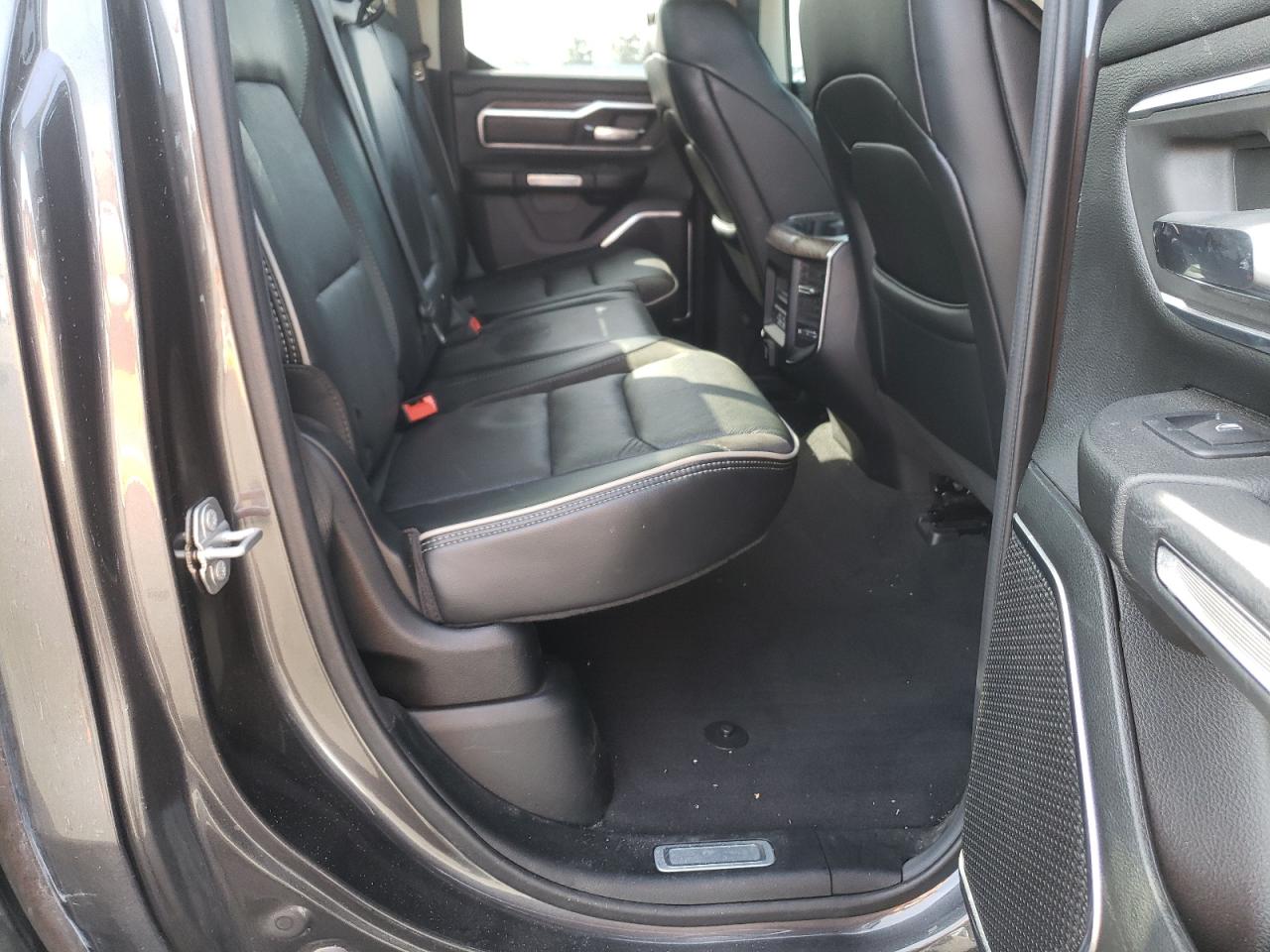 Photo 6 from auction – 2019 RAM 1500 LARAM with VIN 1C6SRFDT9KN824145