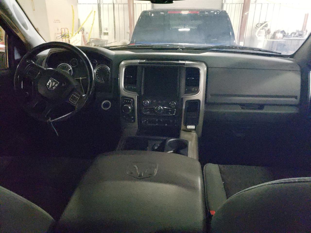 Photo 9 from auction – 2014 RAM 1500 SLT with VIN 1C6RR7LM5ES302827