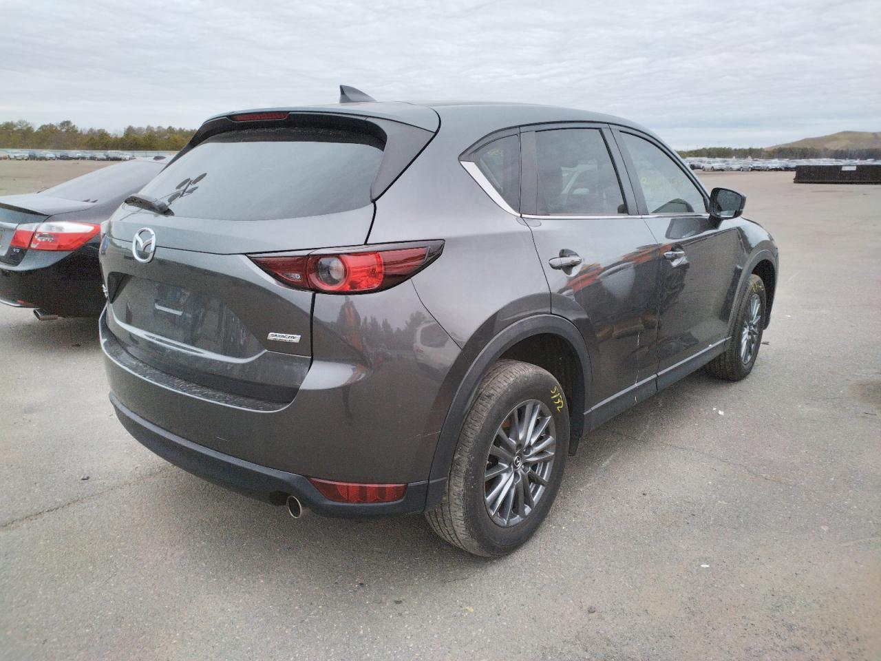 Zdjęcie 4 z aukcji – 2017 MAZDA CX-5 TOURI z VIN JM3KFBCL2H0194560