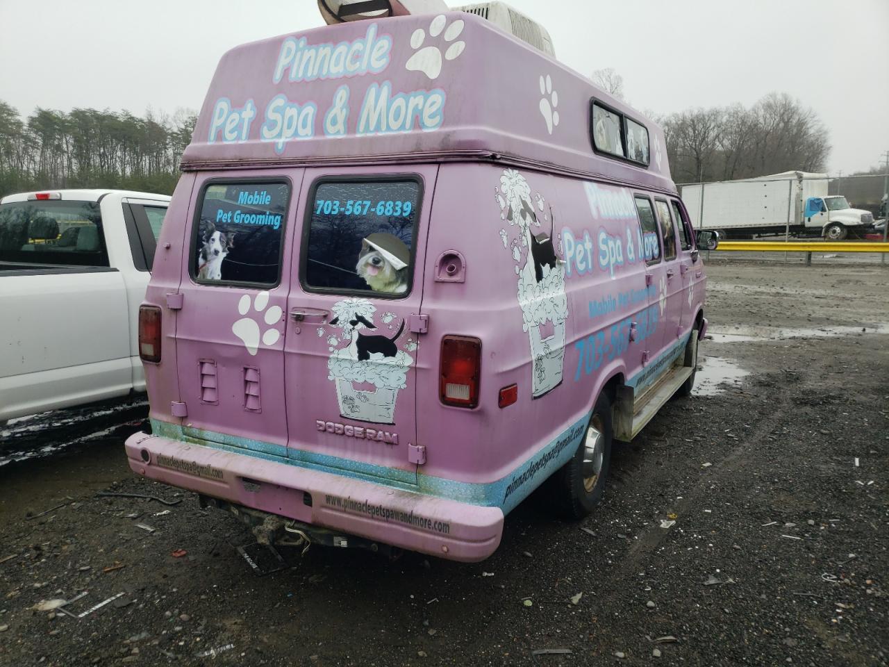 Photo 4 from auction – 1993 DODGE RAM VAN B3 with VIN 2B7KB31Z1PK502400