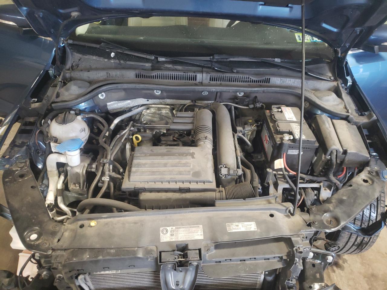 Photo 7 from auction – 2017 VOLKSWAGEN JETTA SE with VIN 3VWDB7AJ0HM219123