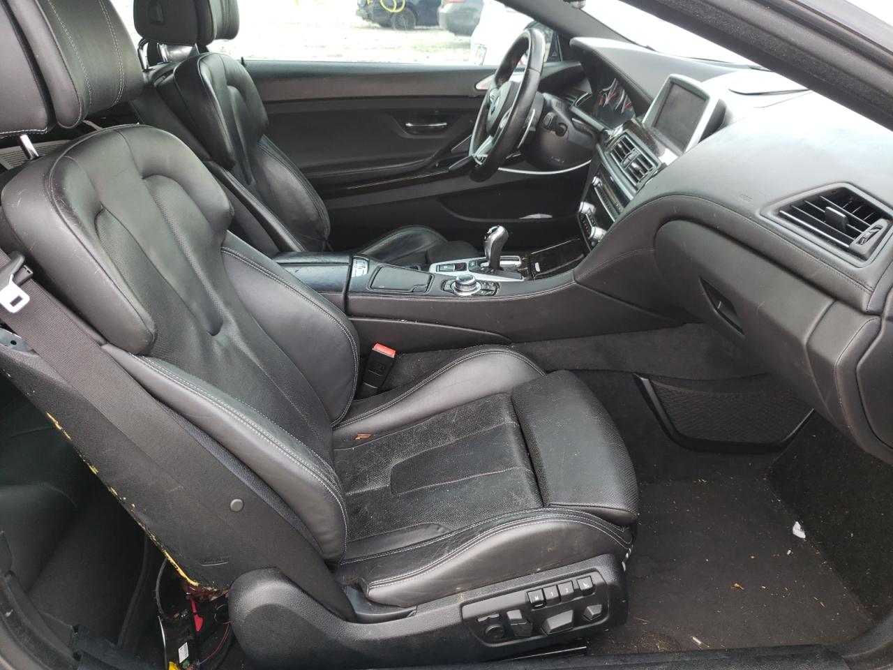 Photo 5 from auction – 2014 BMW M6 with VIN WBSLZ9C54EDZ78539