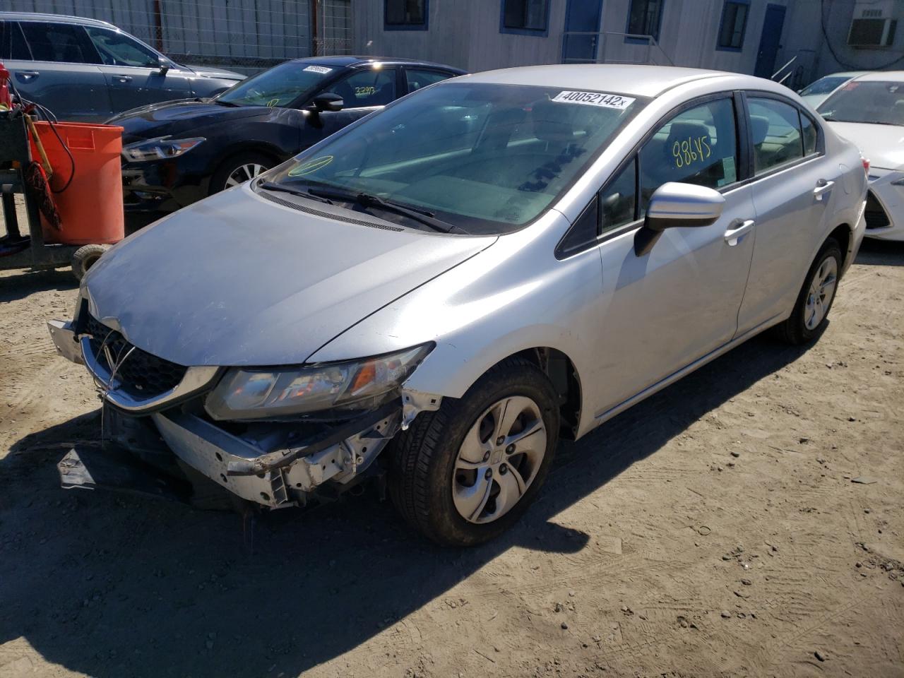 Photo 2 from auction – 2014 HONDA CIVIC LX with VIN 19XFB2F55EE005289