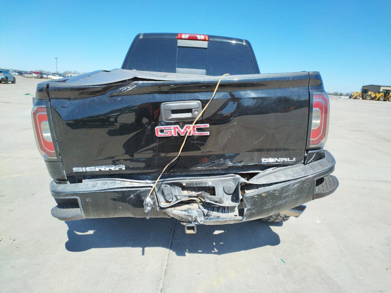 Photo 9 from auction – 2016 GMC SIERRA K15 with VIN 3GTU2PEJXGG273099