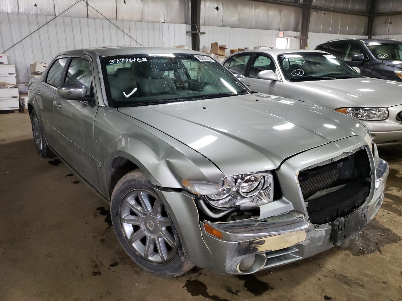 CHRYSLER 300C 2005 with VIN 2C3AA63H75H105308 - Photo from auction