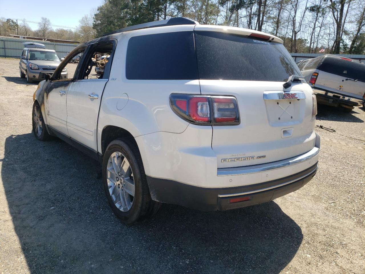 Photo 3 from auction – 2017 GMC ACADIA LIM with VIN 1GKKRSKD2HJ294182