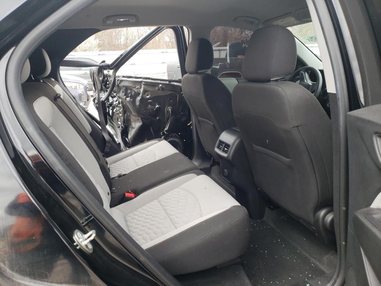 Photo 6 from auction – 2018 CHEVROLET EQUINOX LS with VIN 2GNAXHEV7J6264738