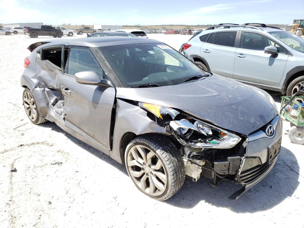 HYUNDAI VELOSTER 2013 with VIN KMHTC6AD4DU167268 - Photo from auction