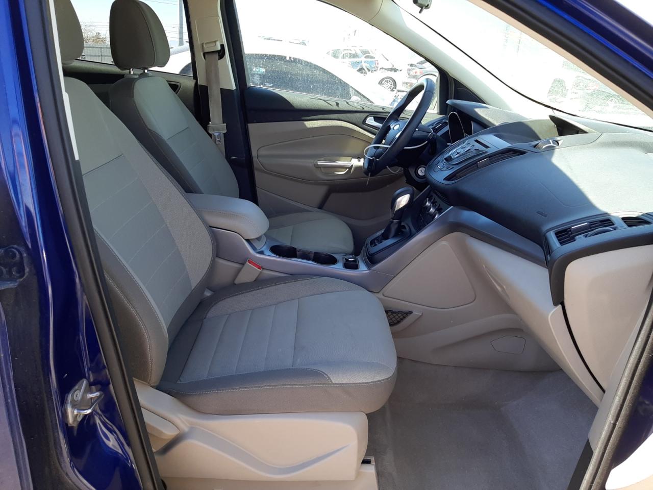 Photo 5 from auction – 2015 FORD ESCAPE SE with VIN 1FMCU0GX5FUC13009