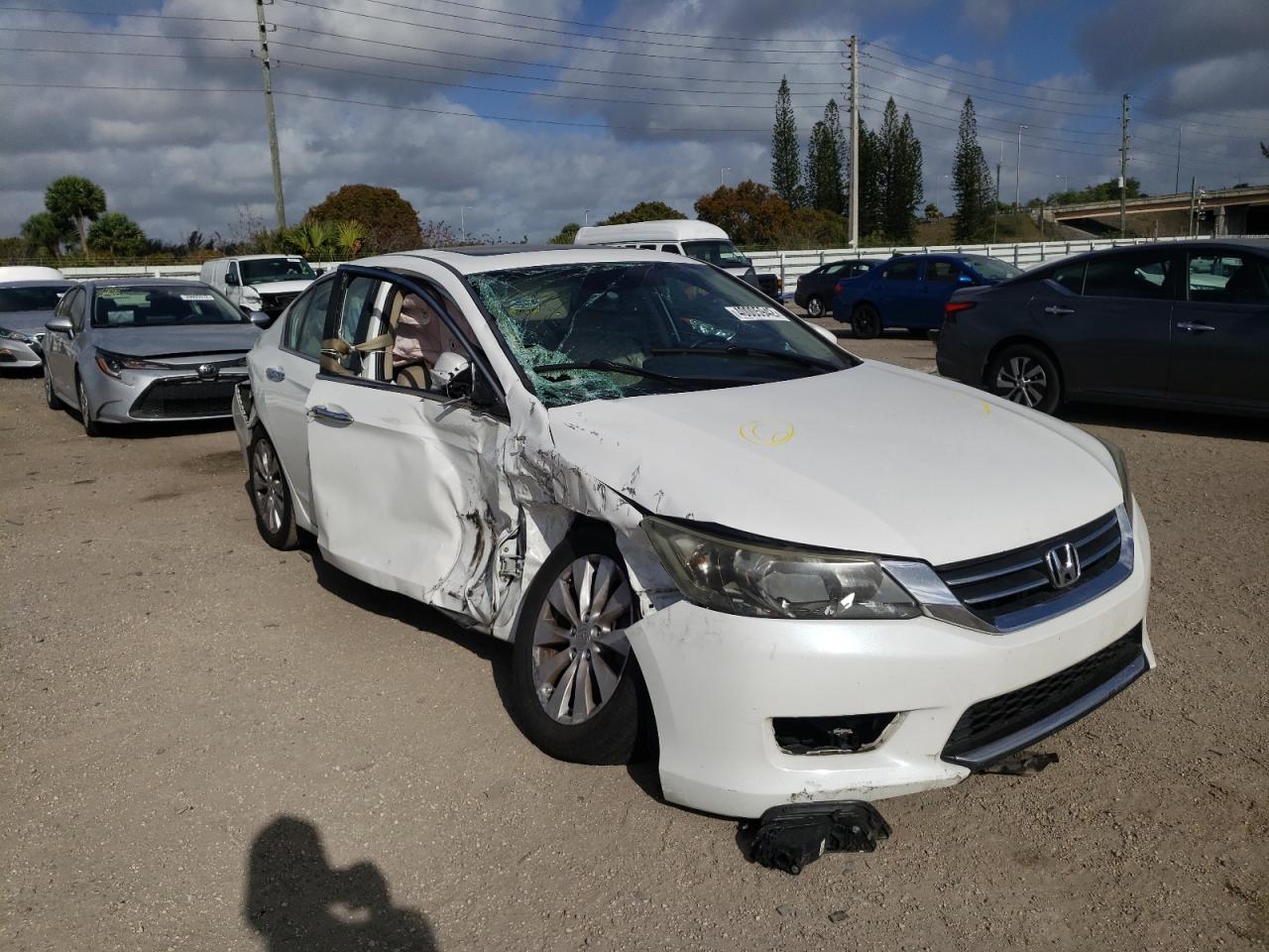 Photo 1 from auction – 2015 HONDA ACCORD EXL with VIN 1HGCR2F80FA179866