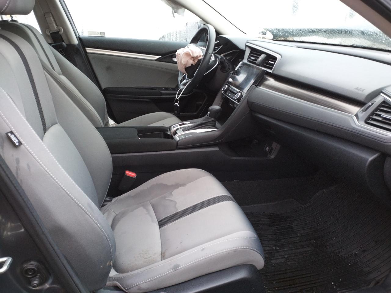 Photo 5 from auction – 2019 HONDA CIVIC EX with VIN 19XFC1F34KE019587