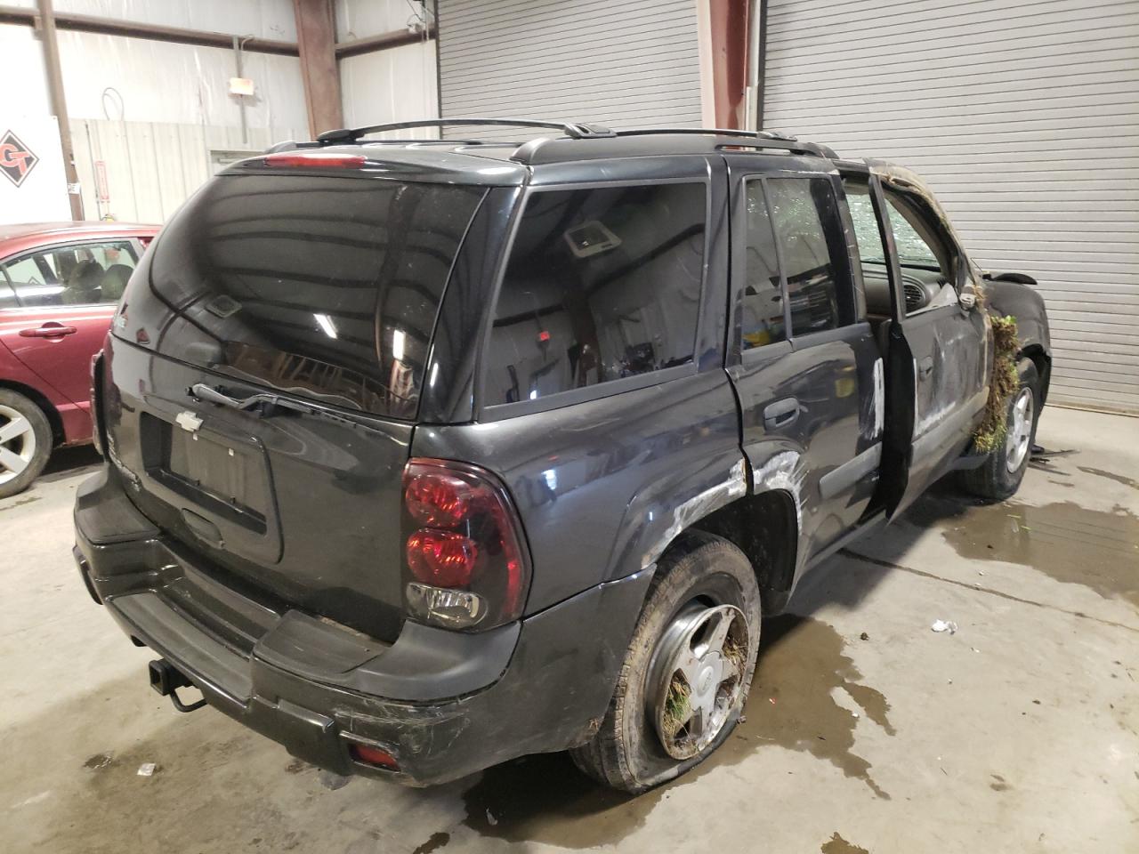 Photo 4 from auction – 2005 CHEVROLET TRAILBLAZE with VIN 1GNDS13S652196706