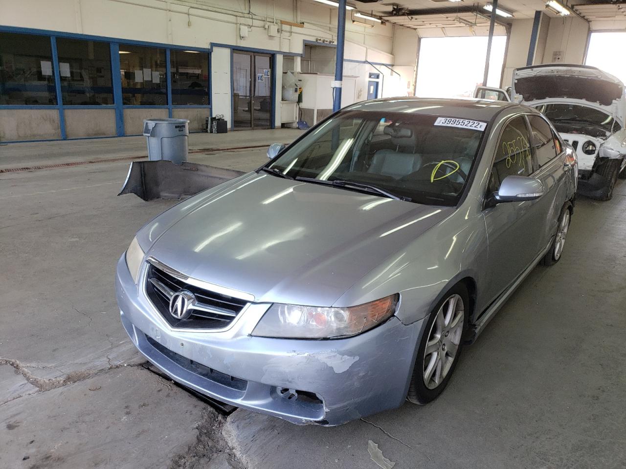 Photo 2 from auction – 2005 ACURA TSX with VIN JH4CL96855C002062