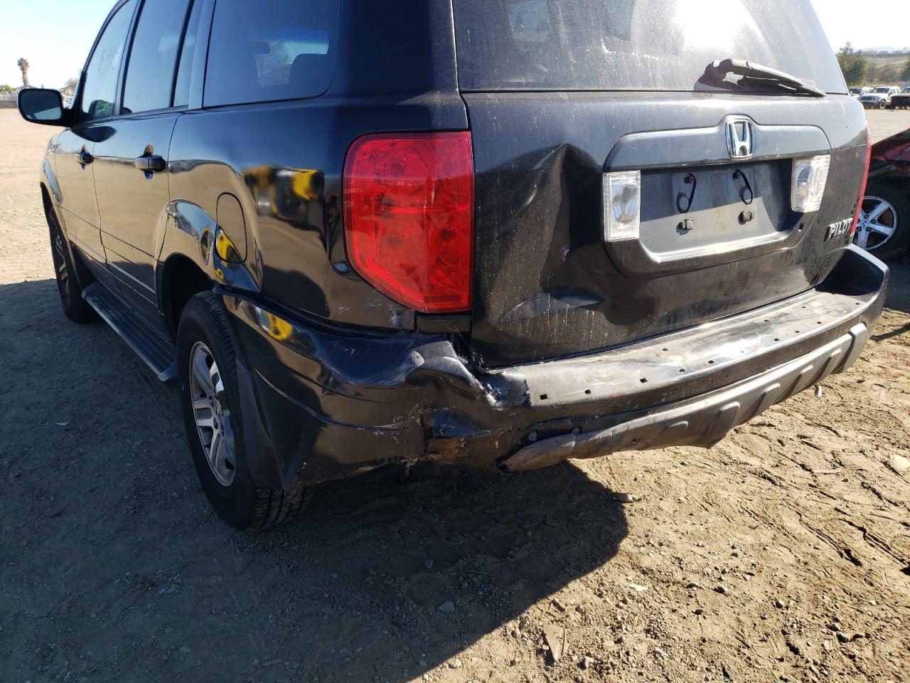 Photo 9 from auction – 2003 HONDA PILOT EXL with VIN 2HKYF18683H605987