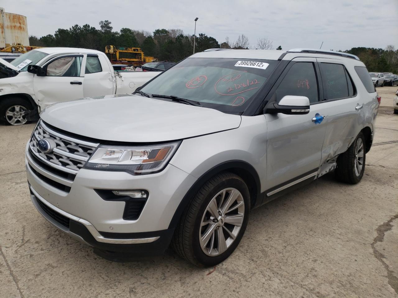 Photo 2 from auction – 2018 FORD EXPLORER L with VIN 1FM5K8F81JGB66463