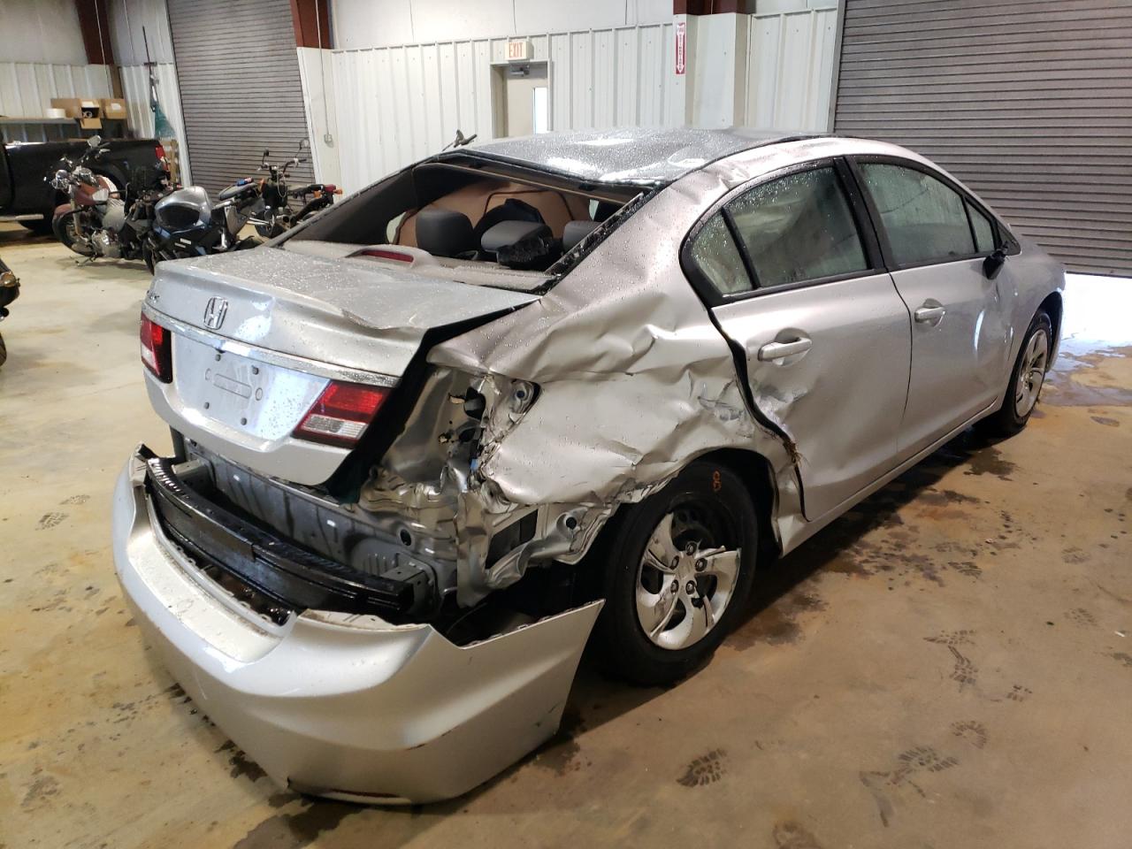 Photo 4 from auction – 2015 HONDA CIVIC LX with VIN 19XFB2F54FE104509