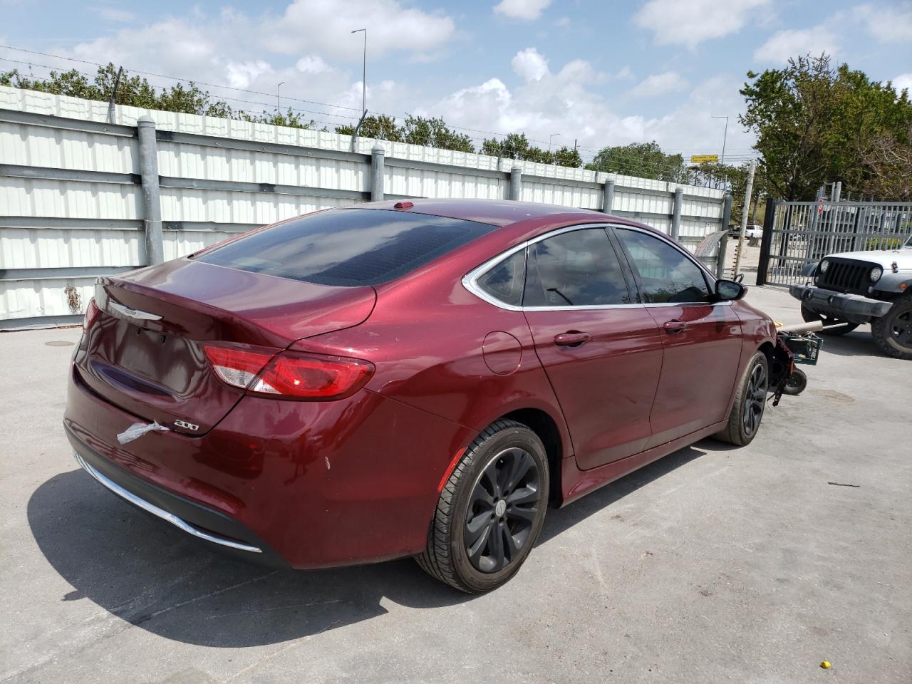 Photo 4 from auction – 2016 CHRYSLER 200 LIMITE with VIN 1C3CCCAB0GN145109