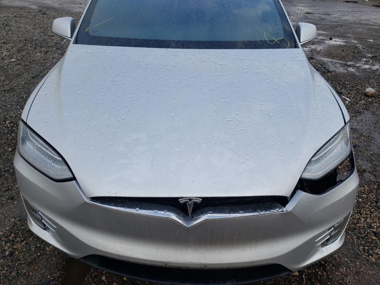 Photo 7 from auction – 2016 TESLA MODEL X with VIN 5YJXCAE28GF005707