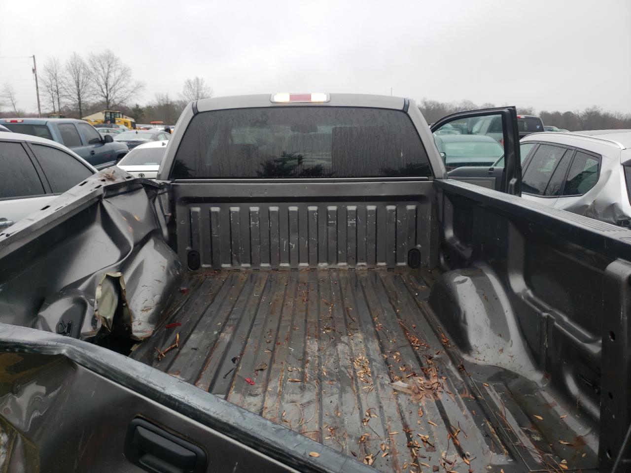 Photo 9 from auction – 2004 FORD F150 with VIN 1FTPX14534NC13555
