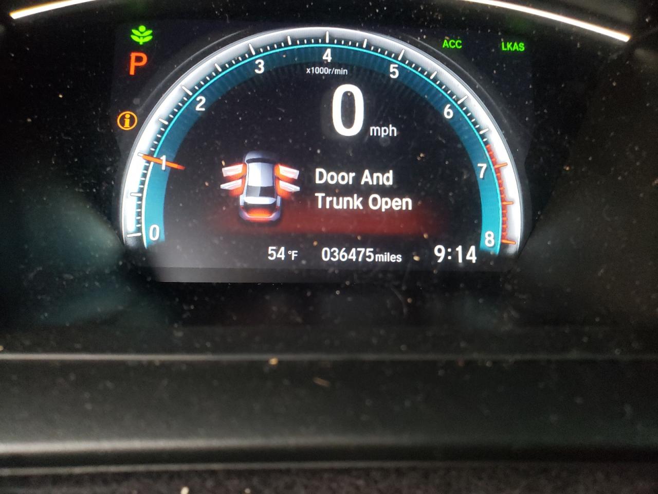 Photo 8 from auction – 2019 HONDA CIVIC LX with VIN 2HGFC2F62KH558912